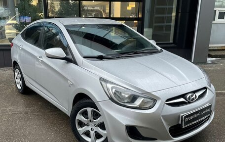 Hyundai Solaris II рестайлинг, 2011 год, 639 000 рублей, 5 фотография