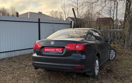 Volkswagen Jetta VI, 2013 год, 340 000 рублей, 1 фотография