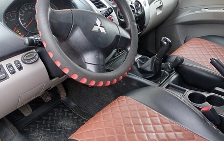 Mitsubishi Pajero Sport II рестайлинг, 2012 год, 1 730 000 рублей, 9 фотография