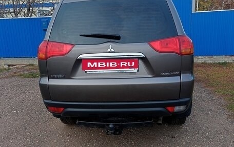 Mitsubishi Pajero Sport II рестайлинг, 2012 год, 1 730 000 рублей, 4 фотография