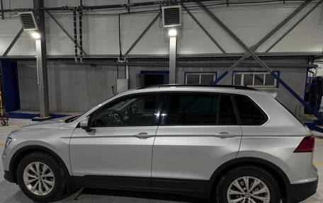 Volkswagen Tiguan II, 2019 год, 2 300 000 рублей, 13 фотография