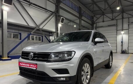 Volkswagen Tiguan II, 2019 год, 2 300 000 рублей, 6 фотография