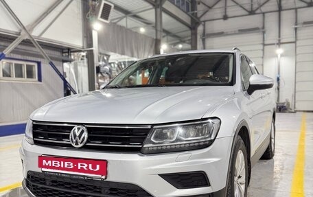 Volkswagen Tiguan II, 2019 год, 2 300 000 рублей, 4 фотография