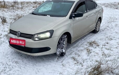 Volkswagen Polo VI (EU Market), 2012 год, 700 000 рублей, 14 фотография
