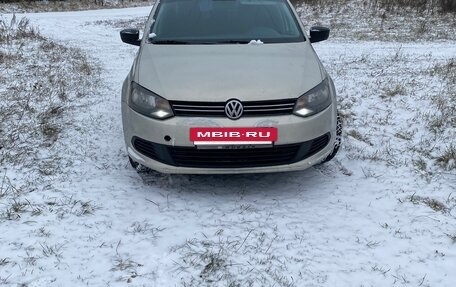 Volkswagen Polo VI (EU Market), 2012 год, 700 000 рублей, 8 фотография