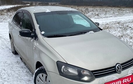 Volkswagen Polo VI (EU Market), 2012 год, 700 000 рублей, 9 фотография