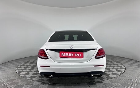 Mercedes-Benz E-Класс, 2016 год, 2 499 000 рублей, 5 фотография