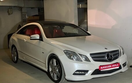 Mercedes-Benz E-Класс, 2012 год, 1 250 000 рублей, 11 фотография