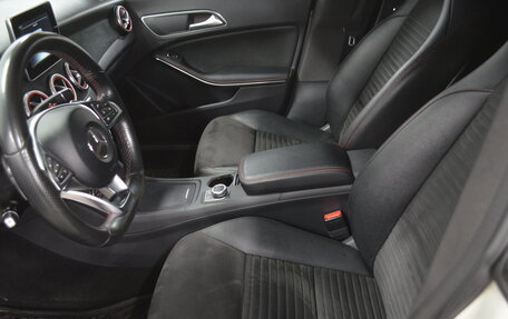 Mercedes-Benz CLA, 2015 год, 1 720 000 рублей, 8 фотография