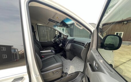 Hyundai Staria, 2024 год, 4 460 000 рублей, 12 фотография