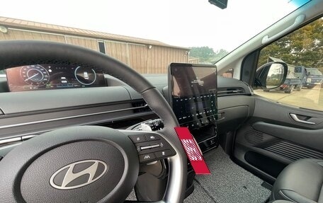 Hyundai Staria, 2024 год, 4 460 000 рублей, 8 фотография