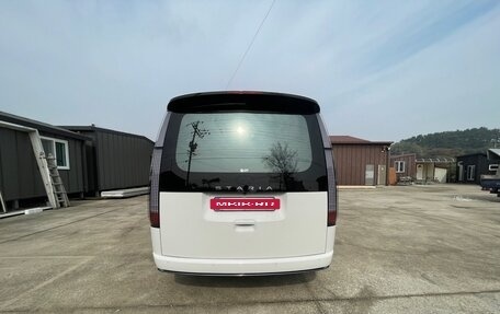 Hyundai Staria, 2024 год, 4 460 000 рублей, 4 фотография