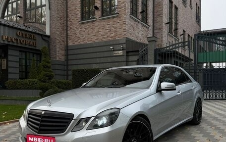 Mercedes-Benz E-Класс, 2010 год, 1 350 000 рублей, 3 фотография