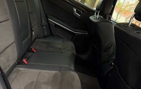 Mercedes-Benz E-Класс, 2010 год, 1 350 000 рублей, 31 фотография