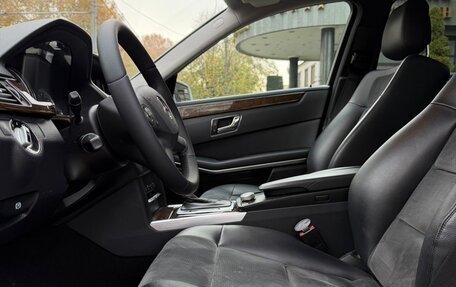 Mercedes-Benz E-Класс, 2010 год, 1 350 000 рублей, 26 фотография