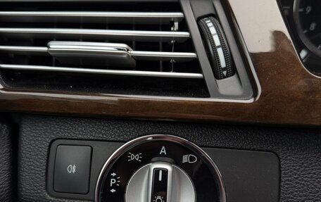 Mercedes-Benz E-Класс, 2010 год, 1 350 000 рублей, 36 фотография