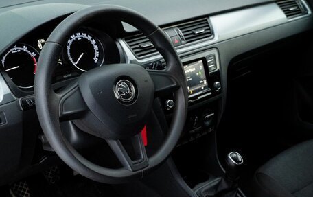 Skoda Rapid I, 2019 год, 999 000 рублей, 12 фотография