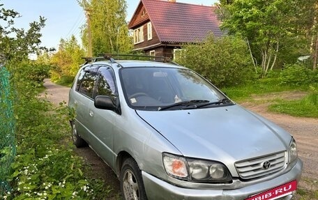 Toyota Ipsum II, 1997 год, 160 000 рублей, 2 фотография
