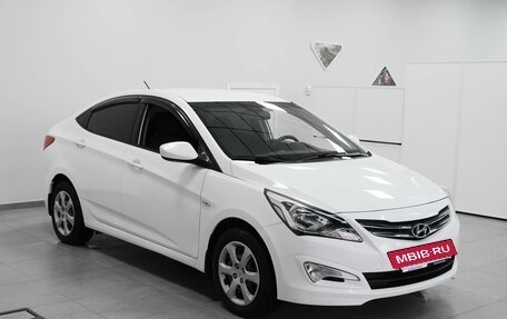 Hyundai Solaris II рестайлинг, 2016 год, 890 000 рублей, 2 фотография
