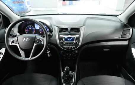 Hyundai Solaris II рестайлинг, 2016 год, 890 000 рублей, 14 фотография