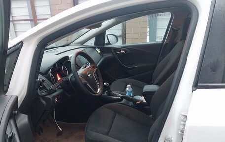 Opel Astra J, 2012 год, 700 000 рублей, 7 фотография