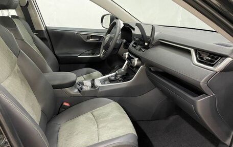 Toyota RAV4, 2025 год, 4 265 000 рублей, 24 фотография