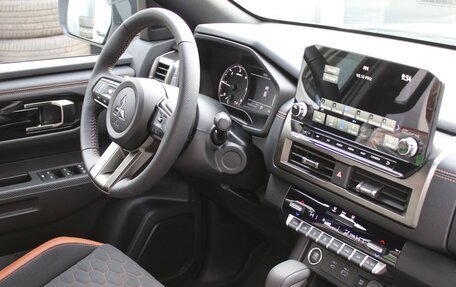 Mitsubishi Triton, 2025 год, 5 600 000 рублей, 11 фотография