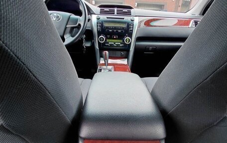 Toyota Camry, 2012 год, 1 680 000 рублей, 9 фотография