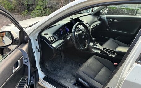 Honda Accord VIII рестайлинг, 2011 год, 770 000 рублей, 3 фотография