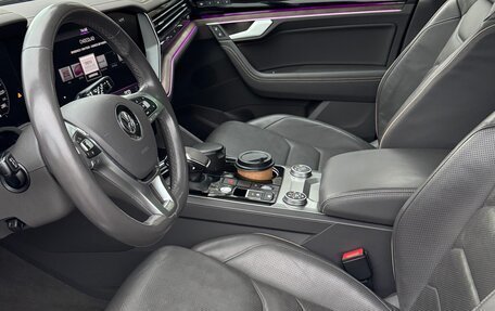 Volkswagen Touareg III, 2018 год, 4 999 999 рублей, 5 фотография