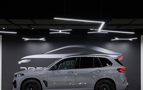 BMW X5 M, 2025 год, 27 900 000 рублей, 2 фотография