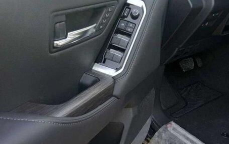 Toyota Land Cruiser, 2024 год, 13 740 000 рублей, 18 фотография