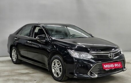 Toyota Camry, 2015 год, 1 880 000 рублей, 3 фотография