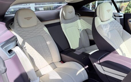 Bentley Continental GT, 2025 год, 47 000 000 рублей, 11 фотография