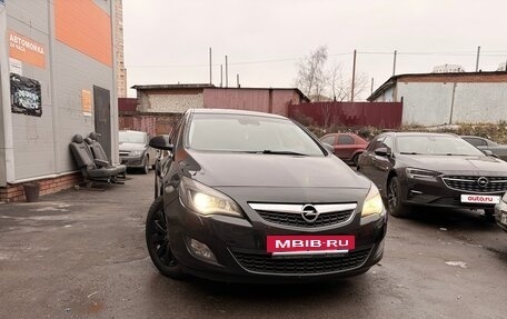 Opel Astra J, 2011 год, 800 000 рублей, 13 фотография