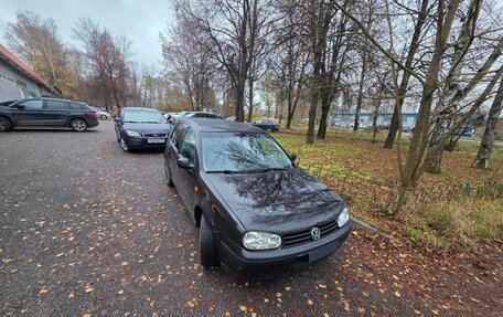 Volkswagen Golf IV, 1998 год, 350 000 рублей, 2 фотография