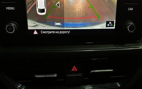 Skoda Rapid II, 2021 год, 1 950 000 рублей, 24 фотография