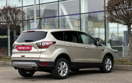 Ford Escape III, 2017 год, 1 600 000 рублей, 2 фотография