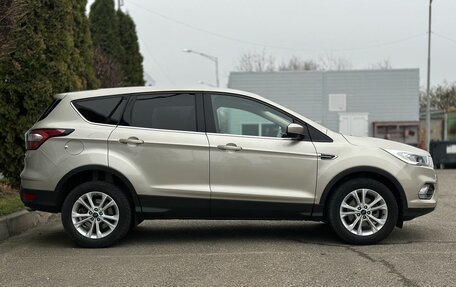 Ford Escape III, 2017 год, 1 600 000 рублей, 7 фотография