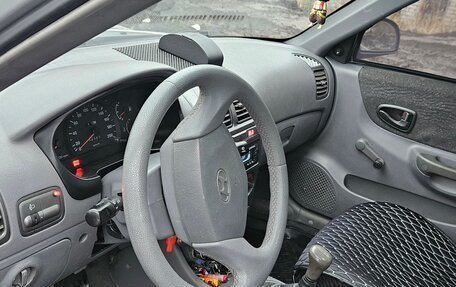 Hyundai Accent II, 2006 год, 298 000 рублей, 3 фотография