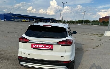 Geely Atlas, 2022 год, 2 050 000 рублей, 3 фотография