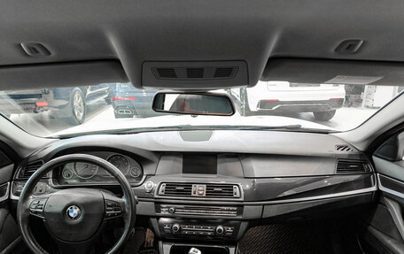 BMW 5 серия, 2013 год, 1 890 000 рублей, 17 фотография