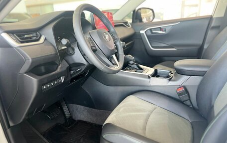 Toyota RAV4, 2025 год, 4 650 000 рублей, 12 фотография