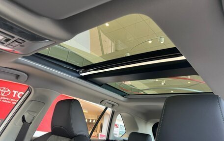 Toyota RAV4, 2025 год, 4 650 000 рублей, 16 фотография