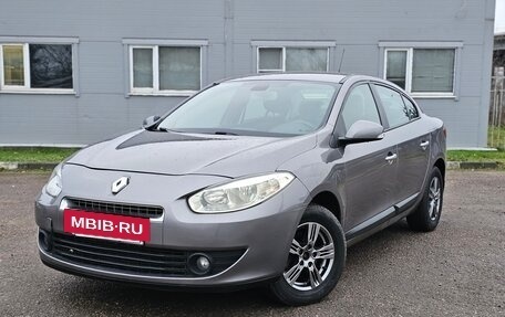 Renault Fluence I, 2010 год, 570 000 рублей, 2 фотография