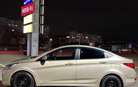 Hyundai Solaris II рестайлинг, 2011 год, 750 000 рублей, 2 фотография