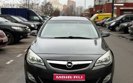 Opel Astra J, 2012 год, 780 000 рублей, 1 фотография