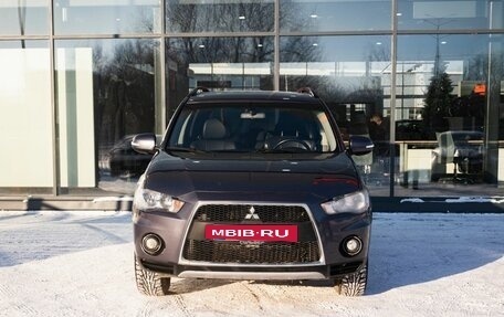 Mitsubishi Outlander III рестайлинг 3, 2011 год, 1 400 000 рублей, 3 фотография