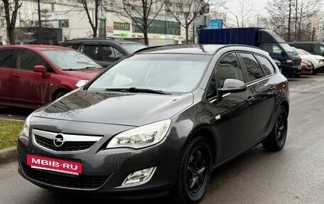 Opel Astra J, 2012 год, 780 000 рублей, 2 фотография