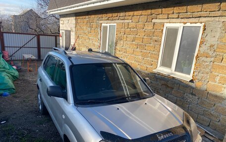 Hyundai Tucson III, 2008 год, 750 000 рублей, 2 фотография